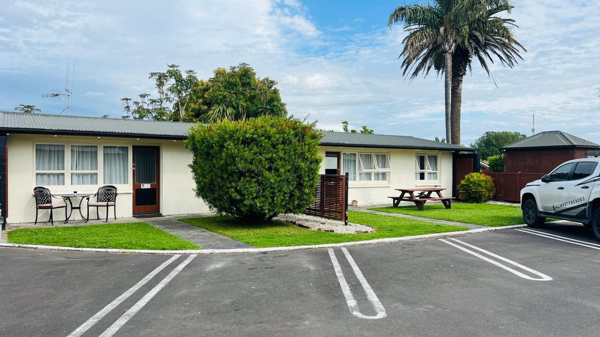 18Th Avenue Thermal Motel Ταουράνγκα Εξωτερικό φωτογραφία